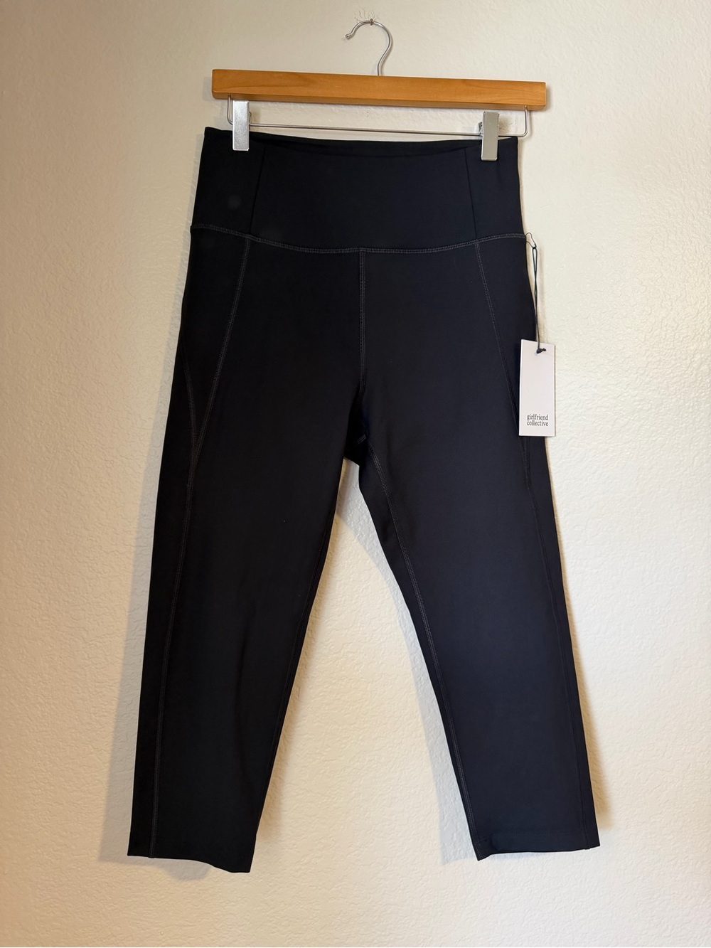 Girlfriend Collective Black Compressive High-Rise Cropped Legging NWT Large